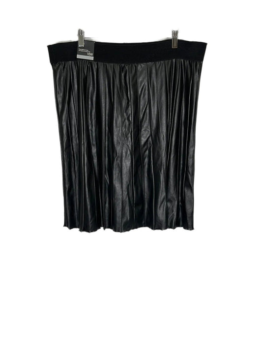 Alfani Faux Leather Skirt - 16W - Queens Exchange