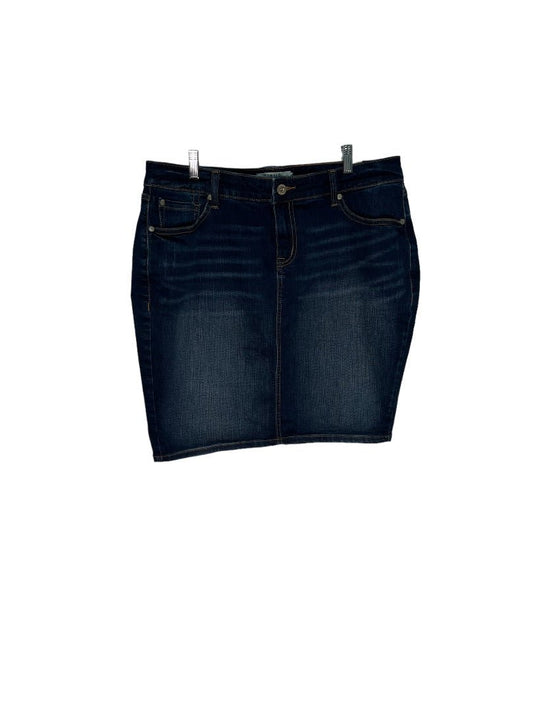 Torrid Dark Wash Denim Mini Skirt - 18 - Queens Exchange Consignment Boutique