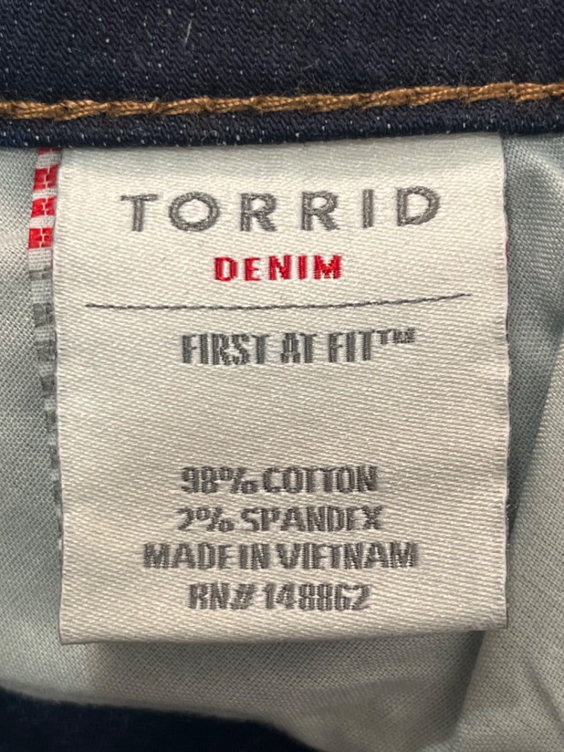 Torrid Dark Wash Denim Mini Skirt - 18 - Queens Exchange Consignment Boutique