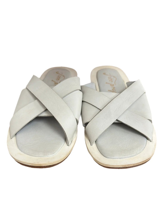 Free People White Leather Slides - Size 8 - Queens Exchange